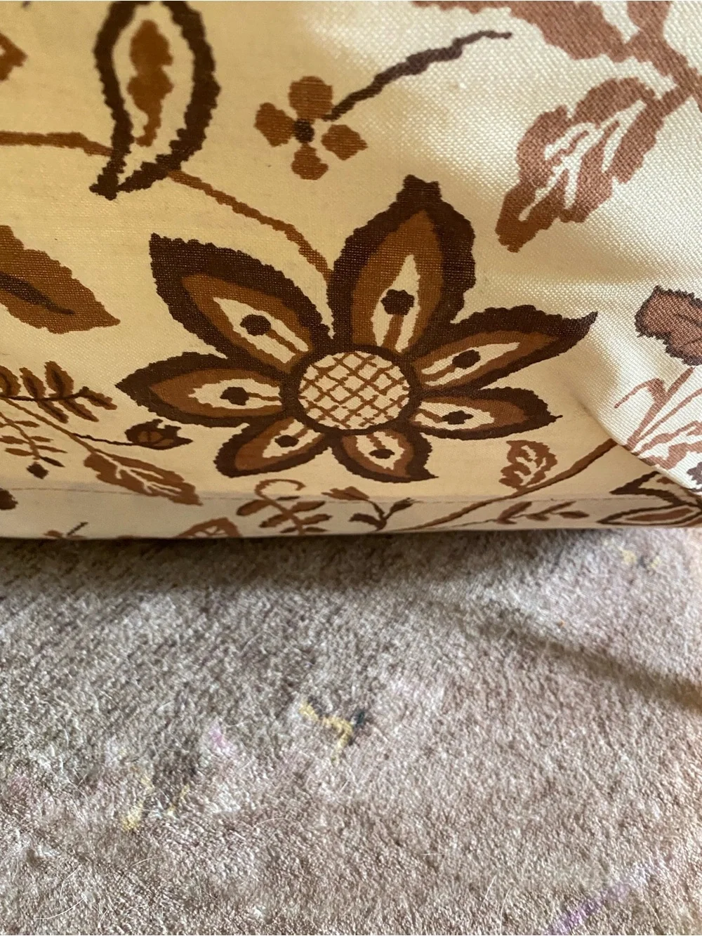 Vintage MCM 1960s Floral Folding Stand up Knit Craft Sew Yarn Basket Holder